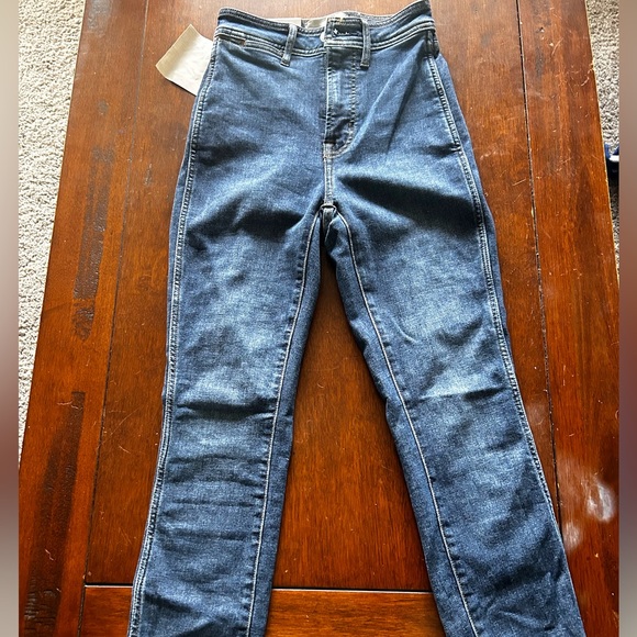 Everlane Way High Clean Front Skinny Jean - Picture 9 of 9